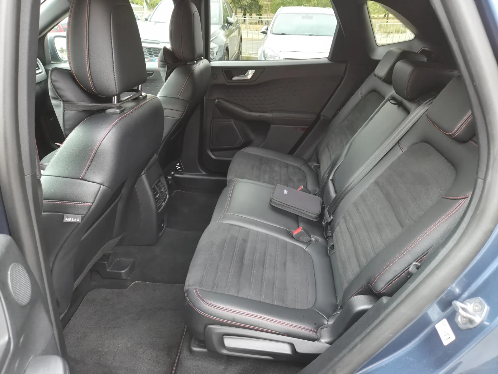 Ford Kuga ST Line 4x4, снимка 10 - Автомобили и джипове - 56236962