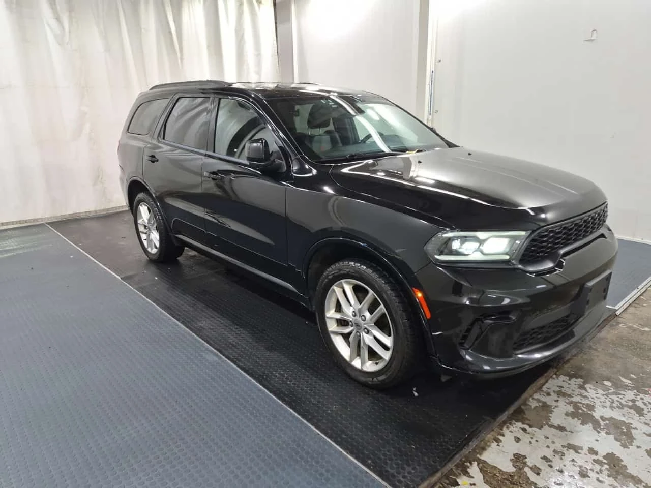Dodge Durango * ОБДУХВАНЕ * ПОДГРЕВ * BLIND SPOT * KEYLESS , снимка 2 - Автомобили и джипове - 56327198