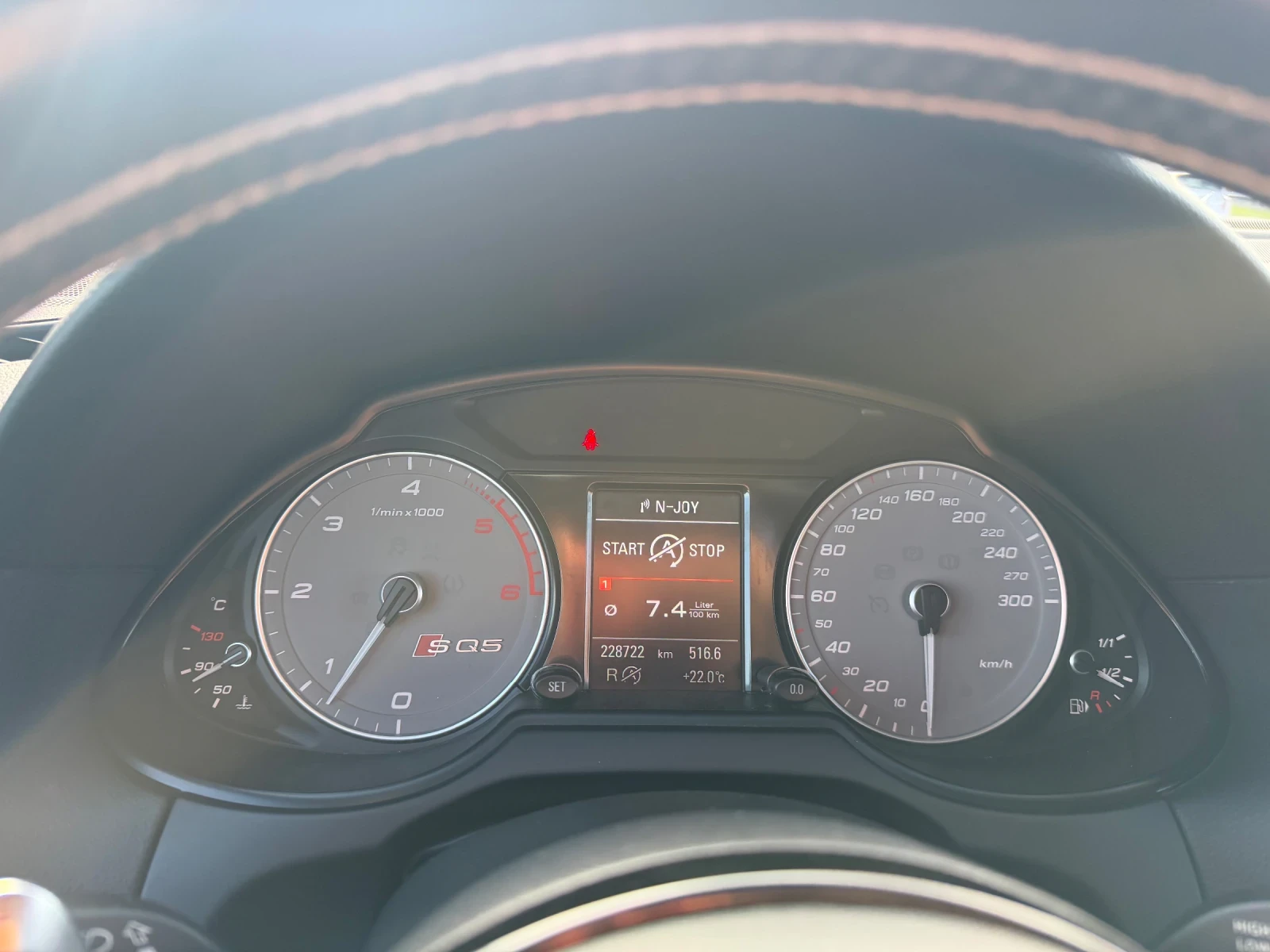 Audi SQ5 COMPETITION* 326кс* ПАНОРАМА, снимка 14 - Автомобили и джипове - 56580136