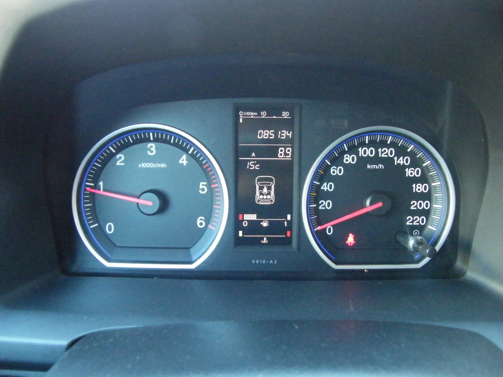 Honda Cr-v 2.2 85000km, снимка 7 - Автомобили и джипове - 56706356