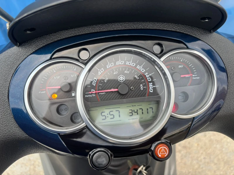 Piaggio Beverly 350i ABS ASR, снимка 8 - Мотоциклети и мототехника - 51206504