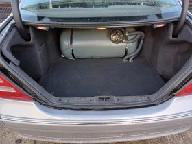 Mercedes-Benz C 240 2, 4 i V6, снимка 8
