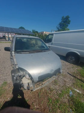 Toyota Yaris, снимка 4