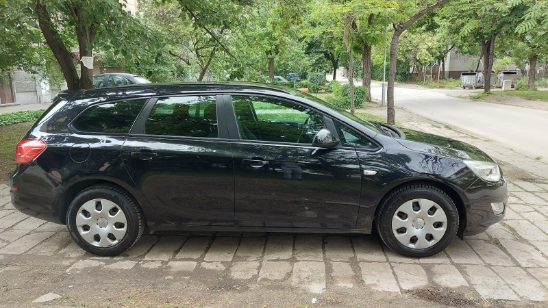 Opel Astra 1.7 CDTi 110 к.с., снимка 5 - Автомобили и джипове - 45683779