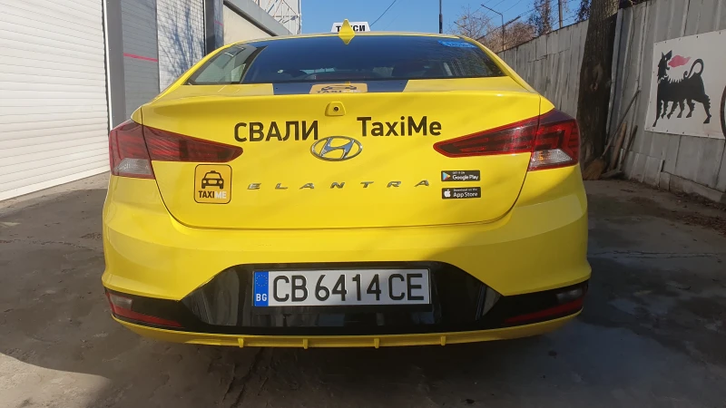 Hyundai Elantra 2.0 i DOHC-ГАЗ, снимка 5 - Автомобили и джипове - 47748292