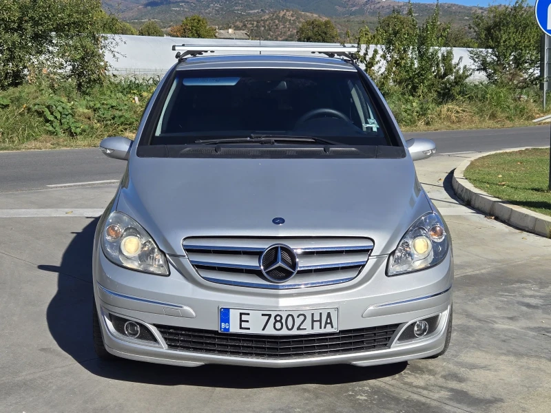 Mercedes-Benz B 180 Cdi / Avangarde / Обслужен / Всичко платено , снимка 2 - Автомобили и джипове - 47413448