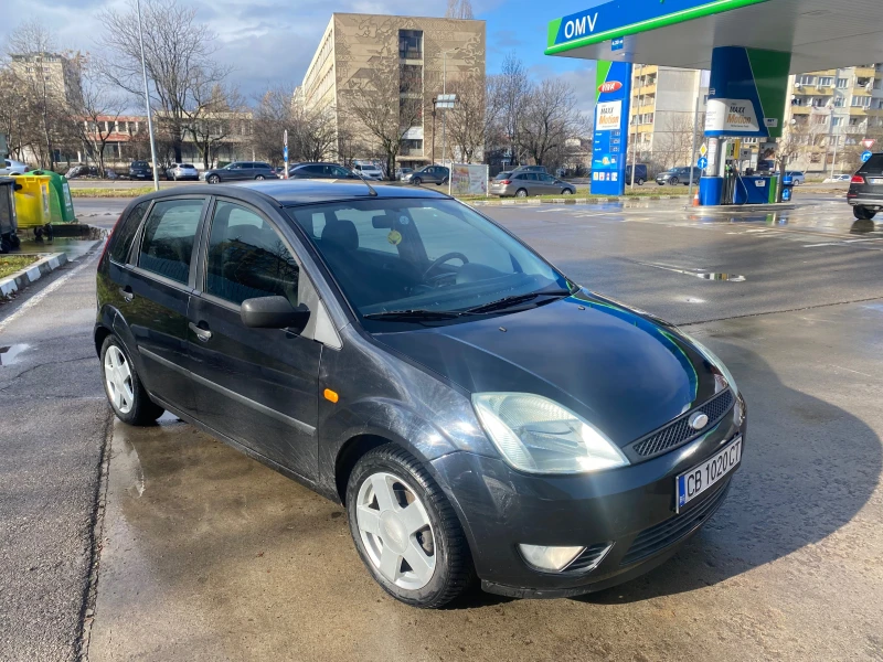 Ford Fiesta, снимка 3 - Автомобили и джипове - 48307804