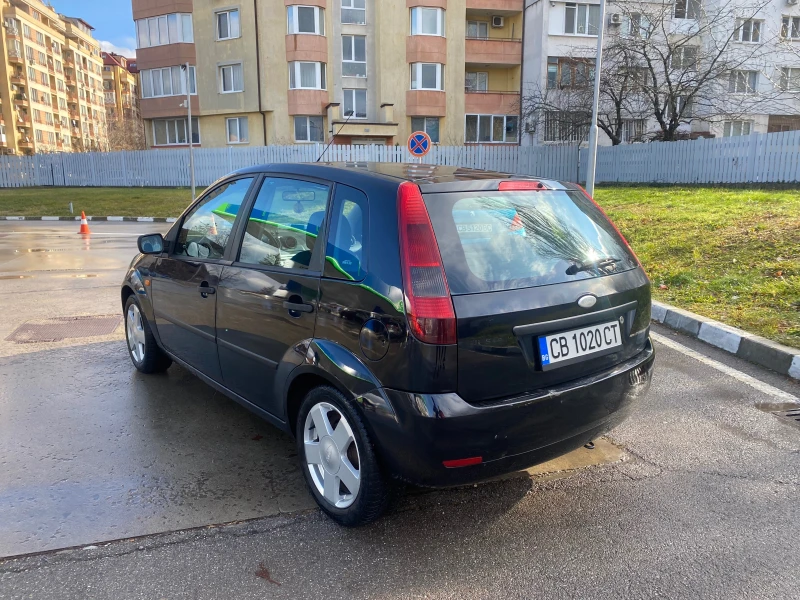 Ford Fiesta, снимка 4 - Автомобили и джипове - 48307804