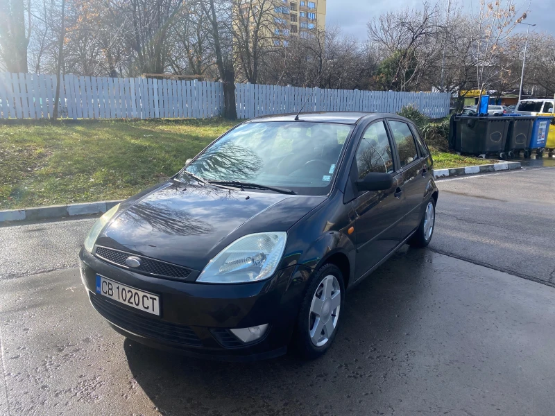 Ford Fiesta, снимка 1 - Автомобили и джипове - 48307804