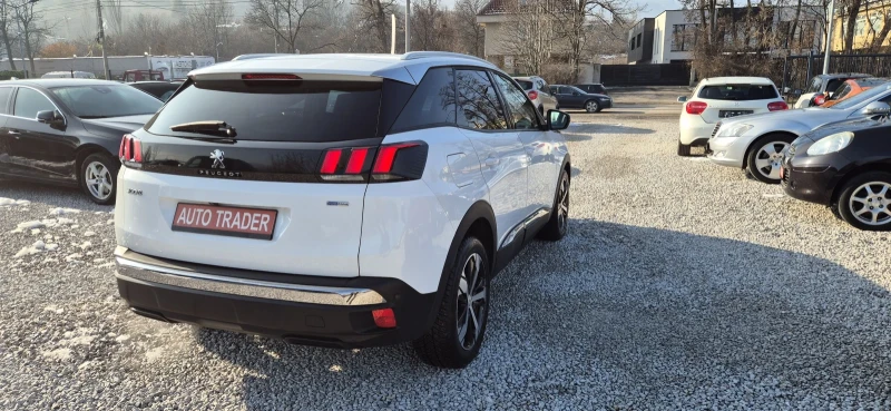 Peugeot 3008 1.2T-131кс.NAVY, снимка 4 - Автомобили и джипове - 48498082