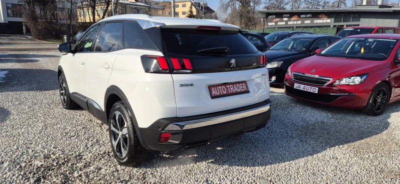 Peugeot 3008 1.2T-131кс.NAVY, снимка 6 - Автомобили и джипове - 48498082