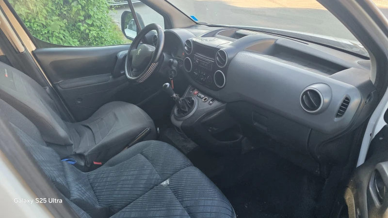 Peugeot Partner 1.6hdi, снимка 5 - Автомобили и джипове - 49589702