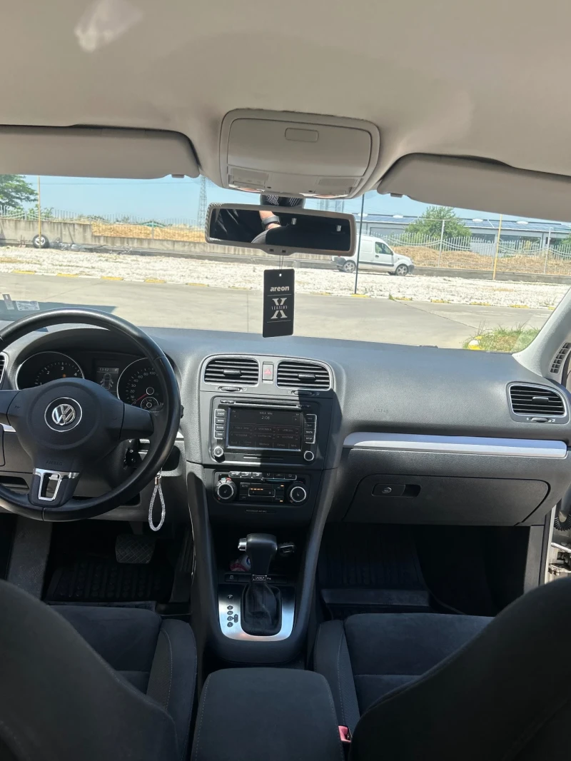VW Golf, снимка 8 - Автомобили и джипове - 52293008