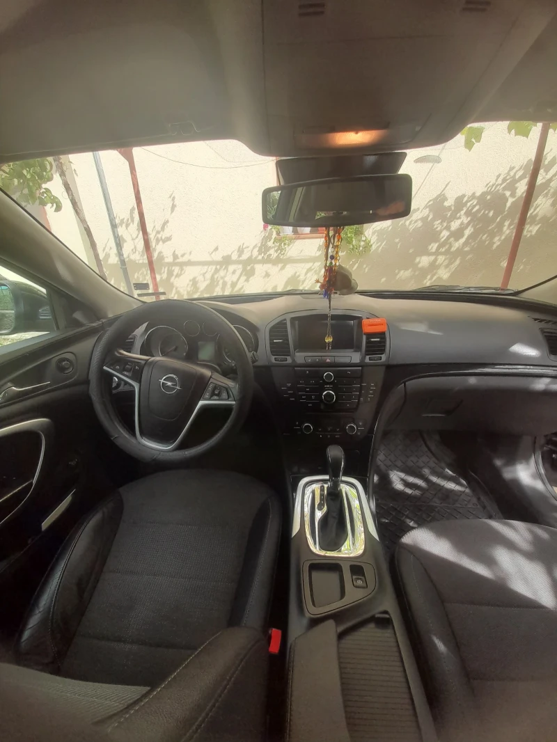 Opel Insignia, снимка 10 - Автомобили и джипове - 51865490