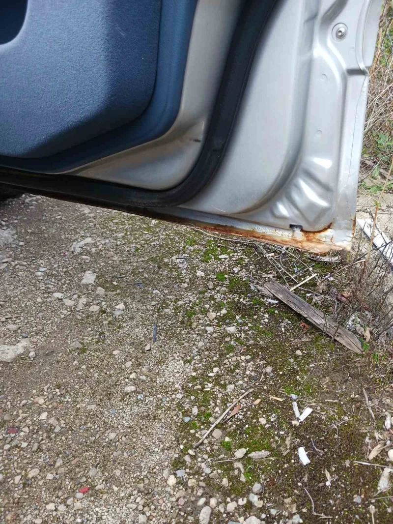 Mercedes-Benz C 220, снимка 11 - Автомобили и джипове - 52554852