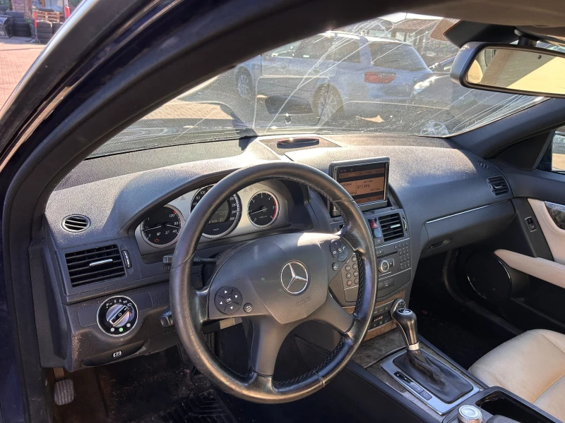 Mercedes-Benz C 220 CDI AVTOMAT/NAVI/KOJA EURO 4, снимка 11 - Автомобили и джипове - 52226518