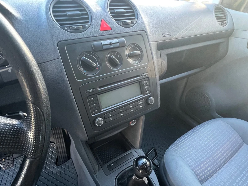 VW Caddy 1.9 TDI  , Клима, снимка 13 - Автомобили и джипове - 52300326