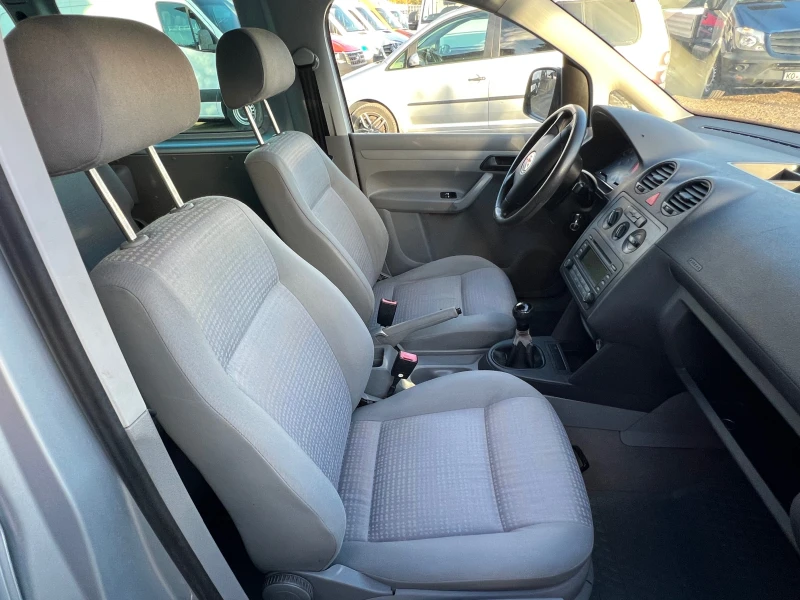 VW Caddy 1.9 TDI  , Клима, снимка 9 - Автомобили и джипове - 52300326