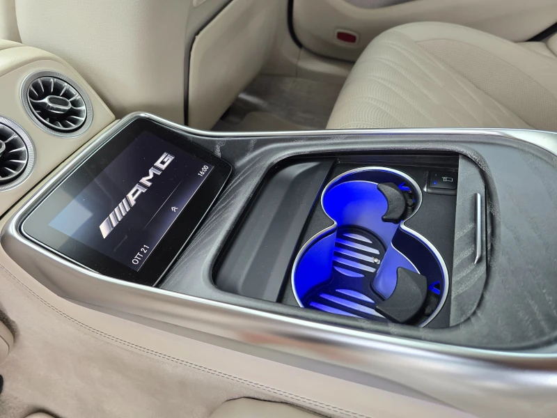 Mercedes-Benz AMG GT /5.3AMG/4Matic + //Burmester/HEAD UP// 360 камера , снимка 14 - Автомобили и джипове - 52550479