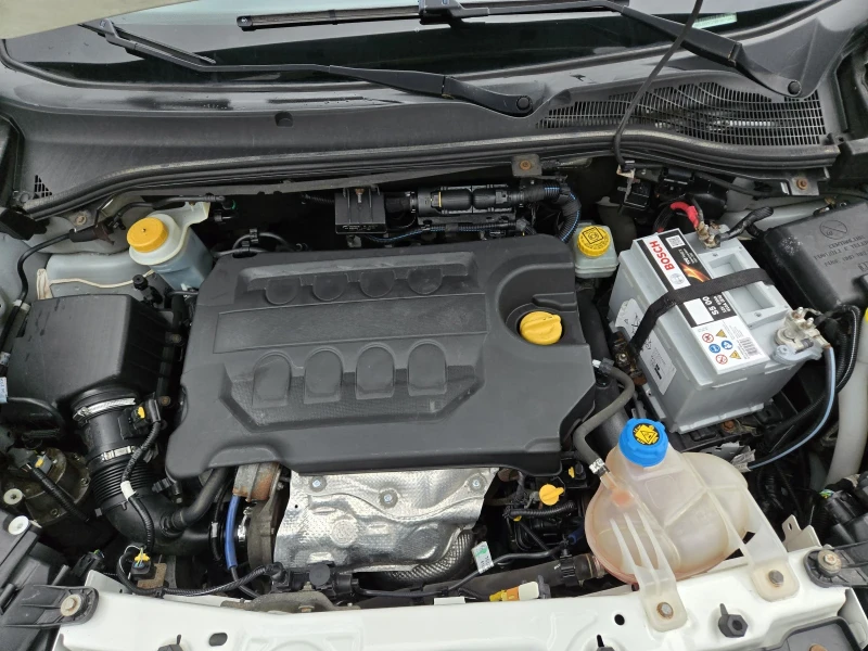 Opel Combo 1.6CDTI-105кс= MAXI= 6СКОРОСТИ= КЛИМАТИК, снимка 15 - Автомобили и джипове - 52841260