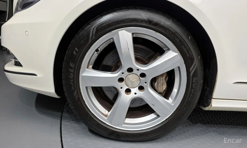 Mercedes-Benz CLS 350, снимка 5 - Автомобили и джипове - 52900102