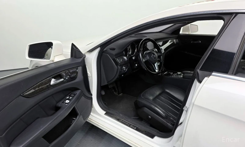 Mercedes-Benz CLS 350, снимка 10 - Автомобили и джипове - 52900102