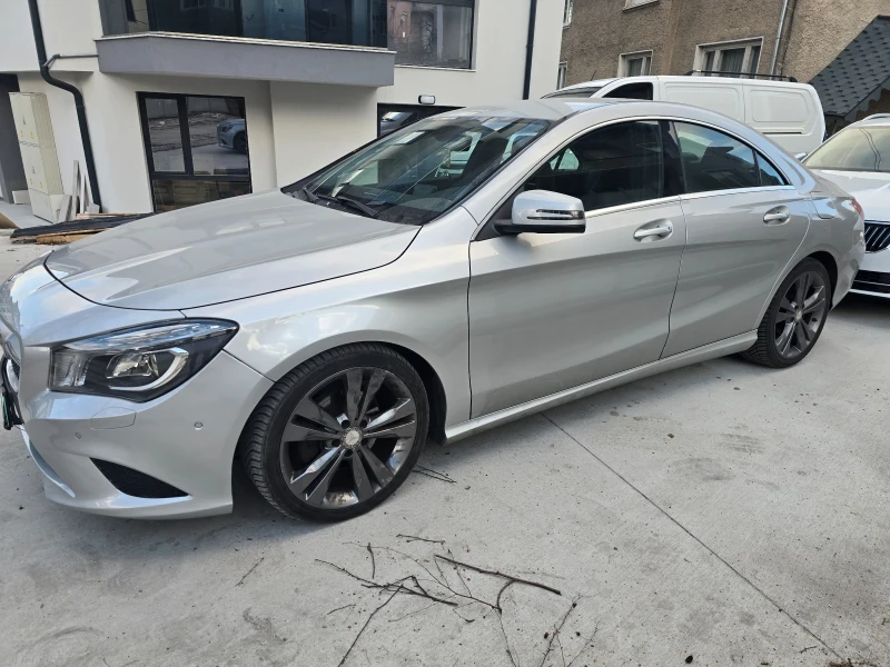 Mercedes-Benz CLA 180, снимка 3 - Автомобили и джипове - 53052276