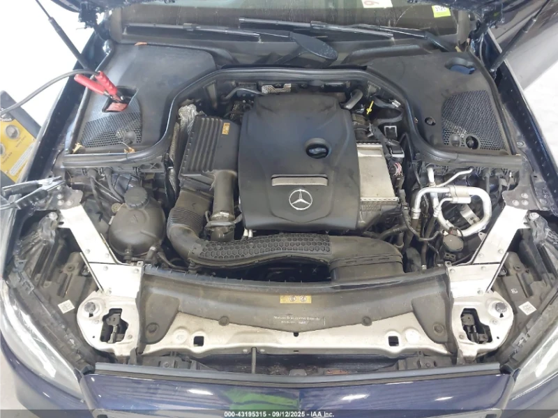 Mercedes-Benz E 300 4MATIC* ПОДГРЕВ* BURMESTER* 360* PANO, снимка 10 - Автомобили и джипове - 53296445