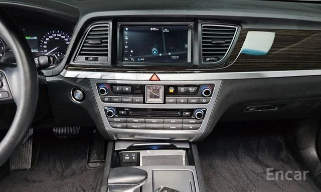 Genesis G80 G80 3.3 GDI Luxury, снимка 16 - Автомобили и джипове - 53881160