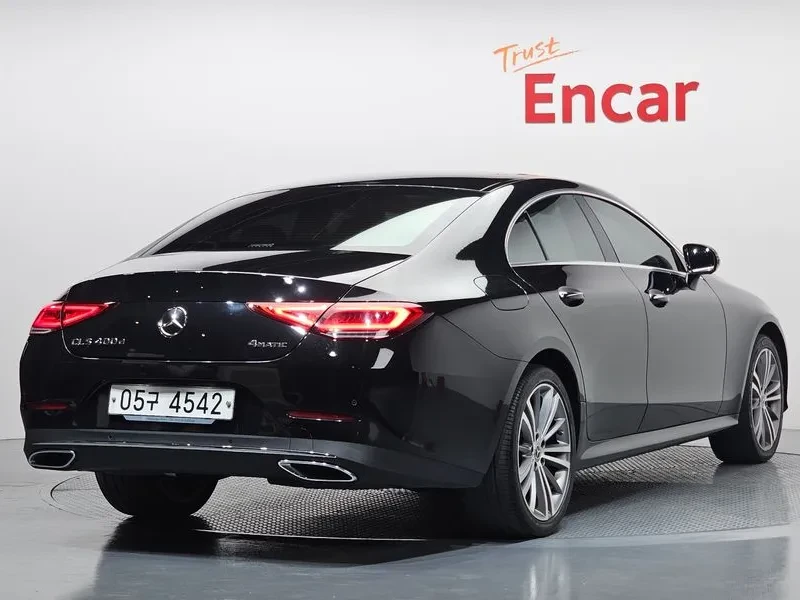 Mercedes-Benz CLS 400, снимка 2 - Автомобили и джипове - 54288633