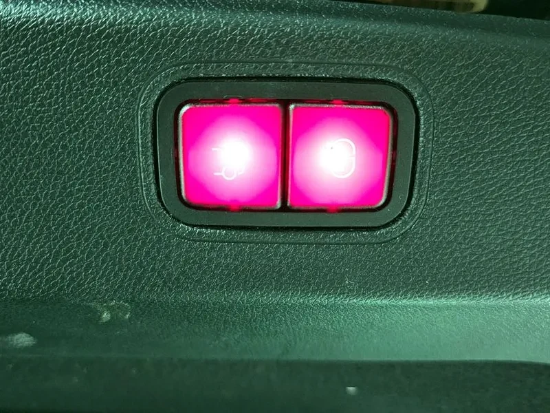 Mercedes-Benz CLS 400, снимка 16 - Автомобили и джипове - 54288633