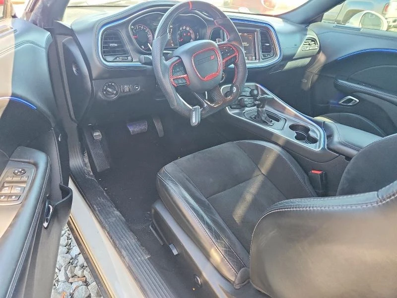 Dodge Challenger, снимка 8 - Автомобили и джипове - 54792679