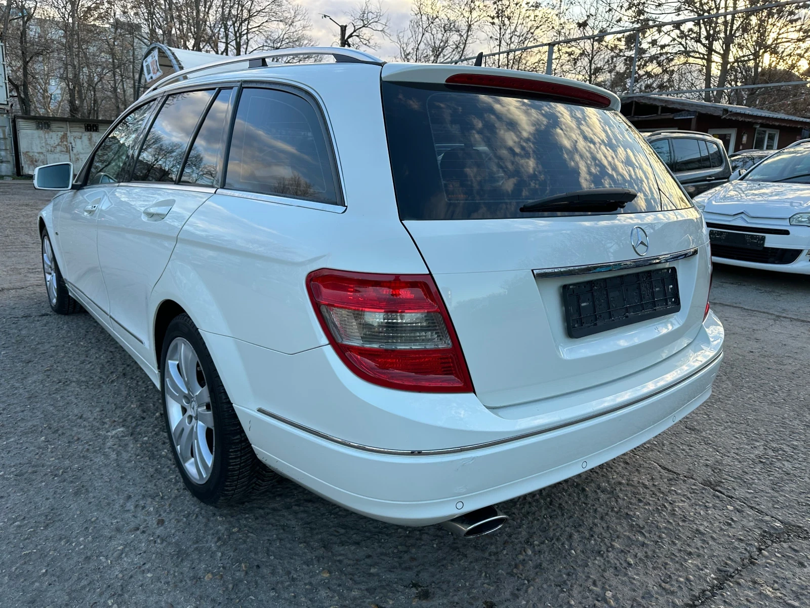 Mercedes-Benz C 220 2.2 CDI - изображение 7