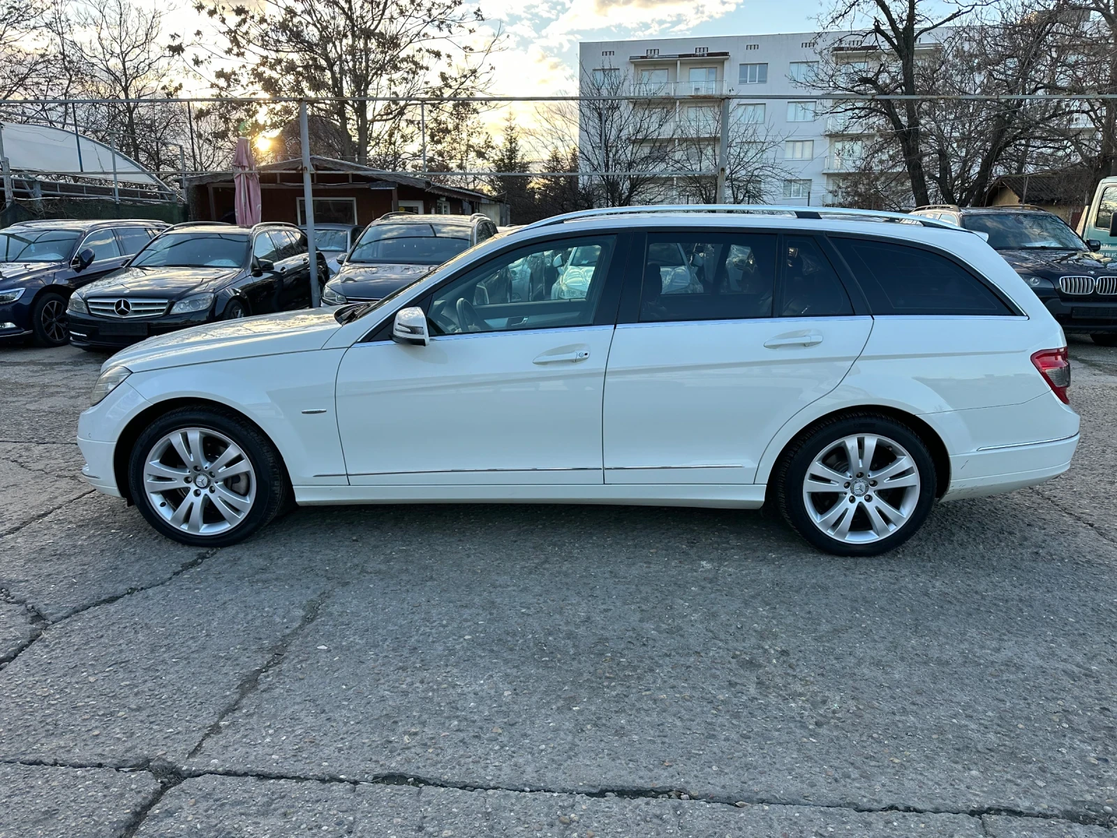 Mercedes-Benz C 220 2.2 CDI - изображение 8