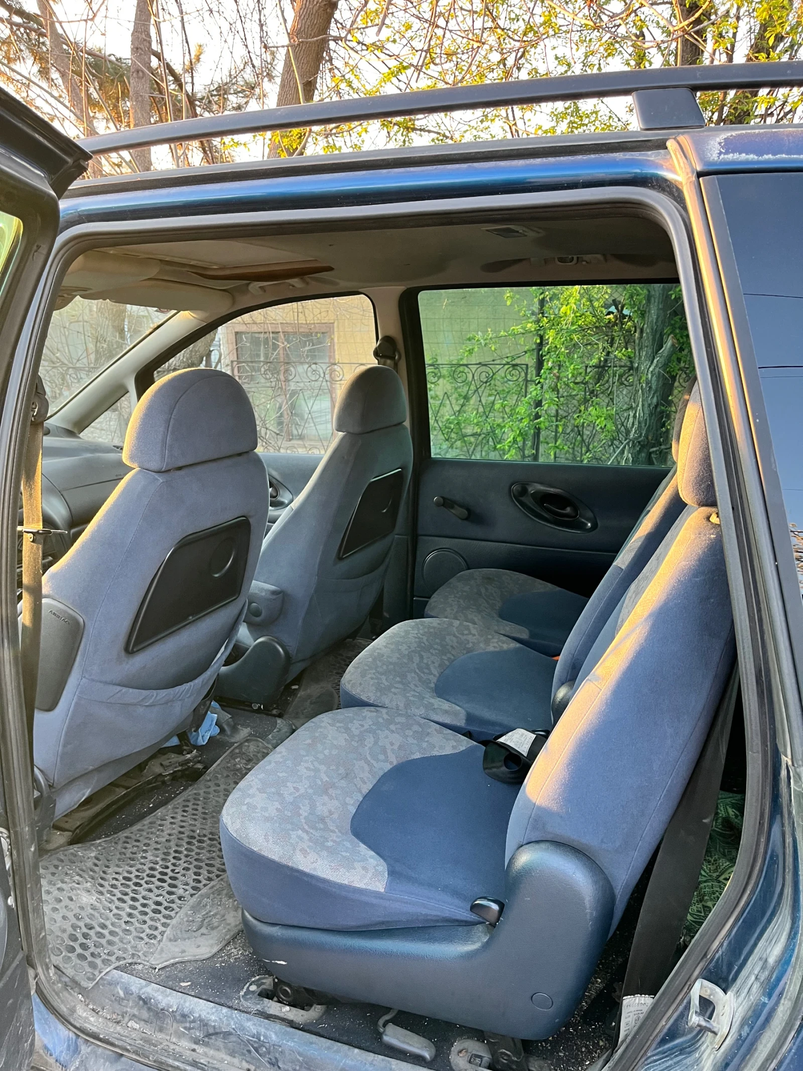 Ford Galaxy  - изображение 8