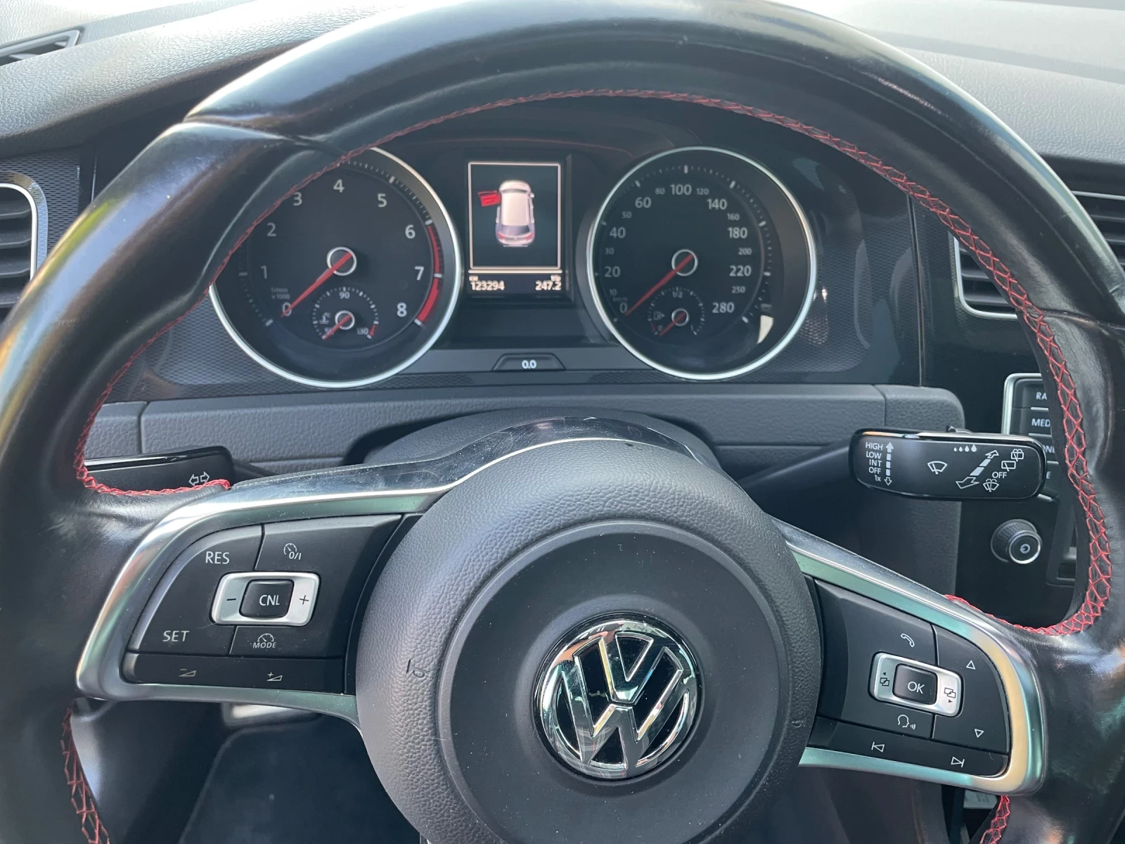 VW Golf GTI Performance  - изображение 4