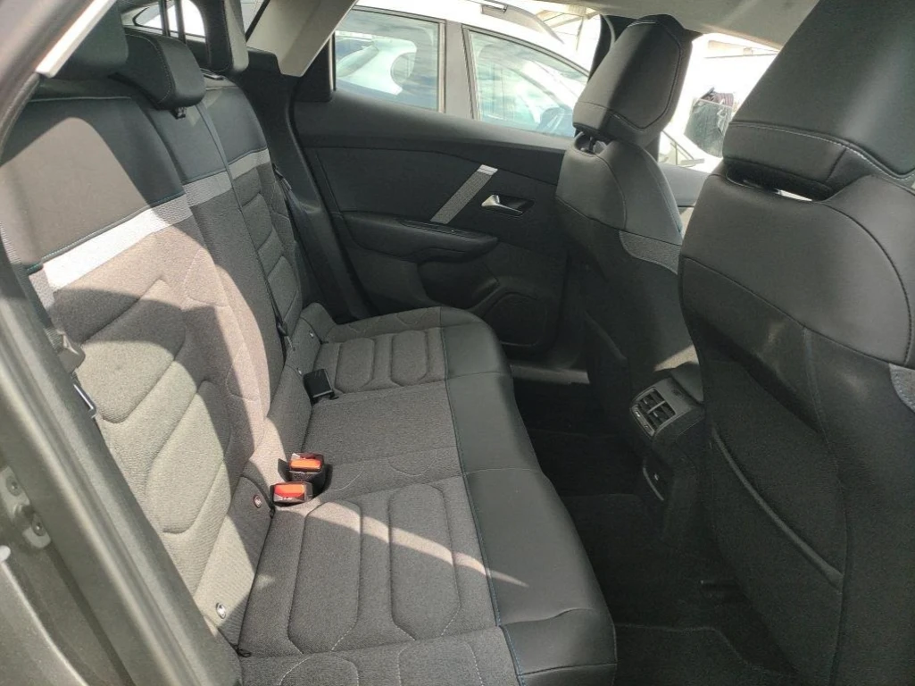 Citroen C4 1.2 Feel  |  | 131 hp | Mobile.bg   11