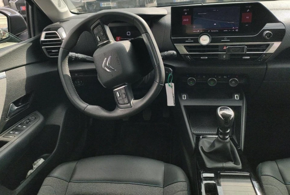 Citroen C4 1.2 Feel Бензин | Ръчни | 131 hp - изображение 9