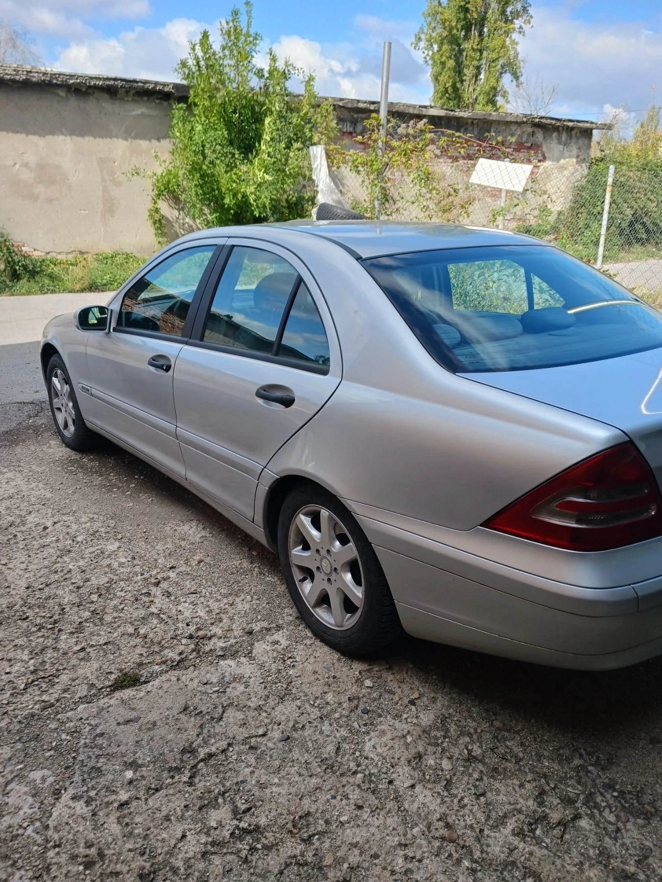 Mercedes-Benz C 220  - изображение 3