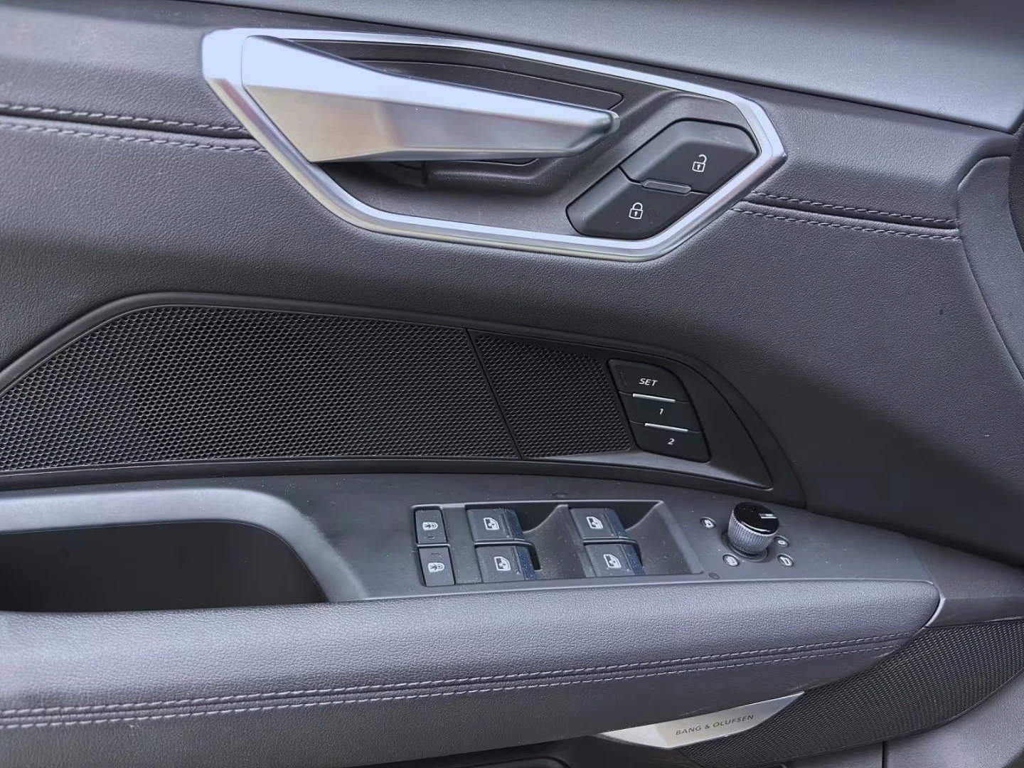 Audi E-Tron GT QUATTRO/476HP/PANO/NAVI/B&O/360/MATRIX/764v | Mobile.bg   16