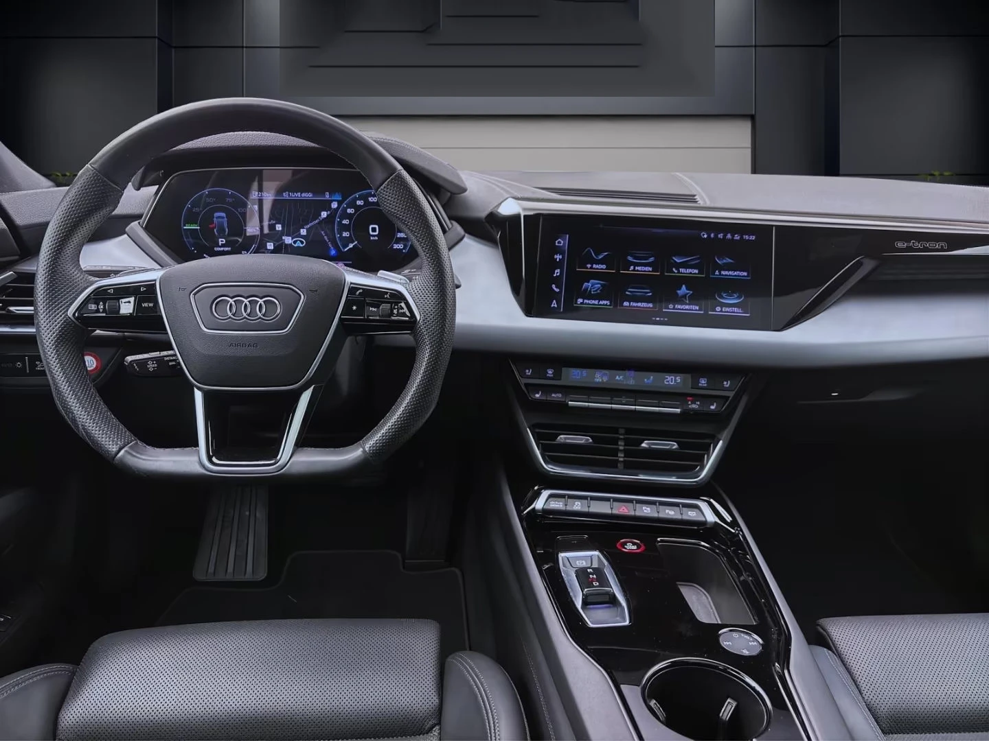 Audi E-Tron GT QUATTRO/476HP/PANO/NAVI/B&O/360/MATRIX/764v | Mobile.bg   11