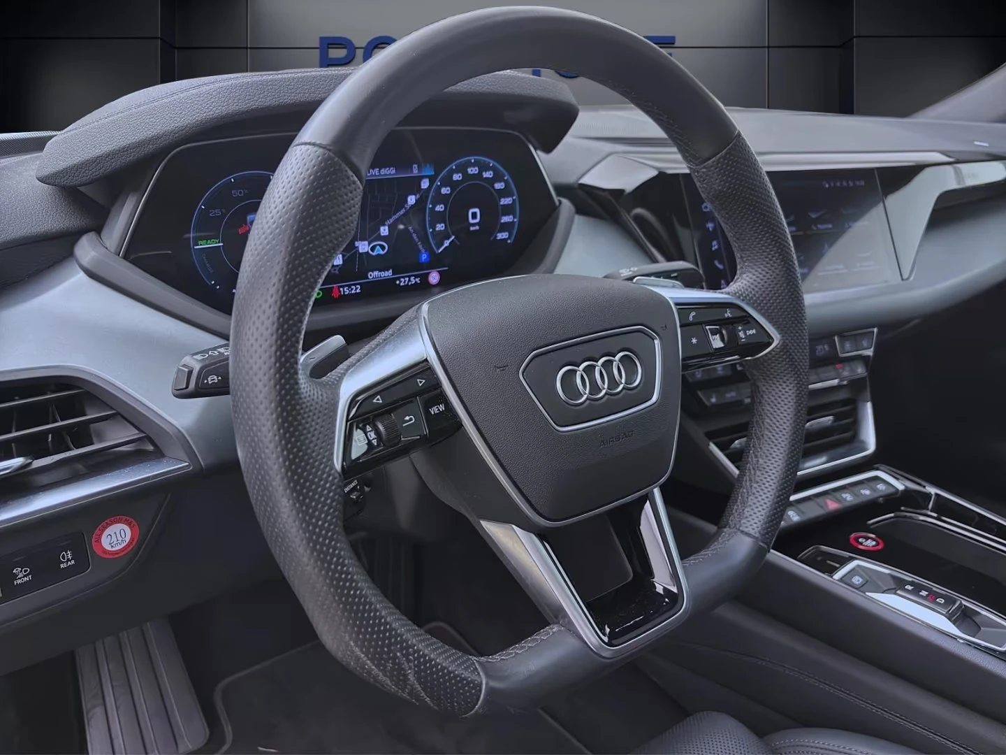 Audi E-Tron GT QUATTRO/476HP/PANO/NAVI/B&O/360/MATRIX/764v - изображение 10