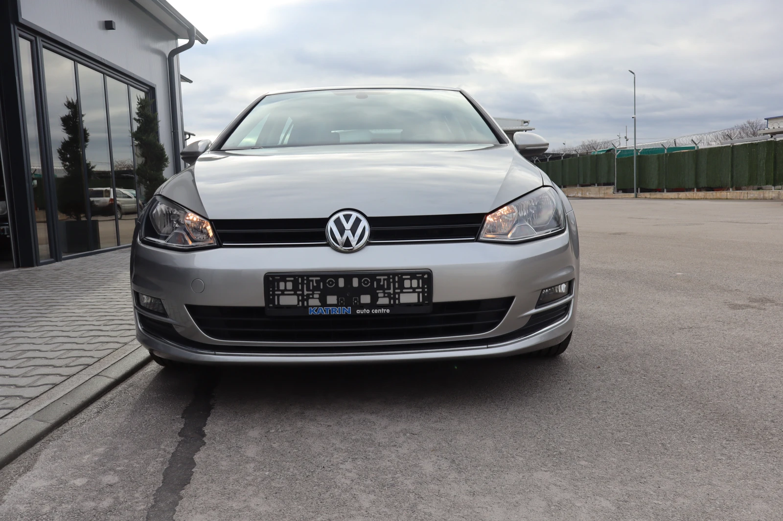 VW Golf 1.6TDI* DSG* 154000KM* TOP*  | Mobile.bg � ����������� 2