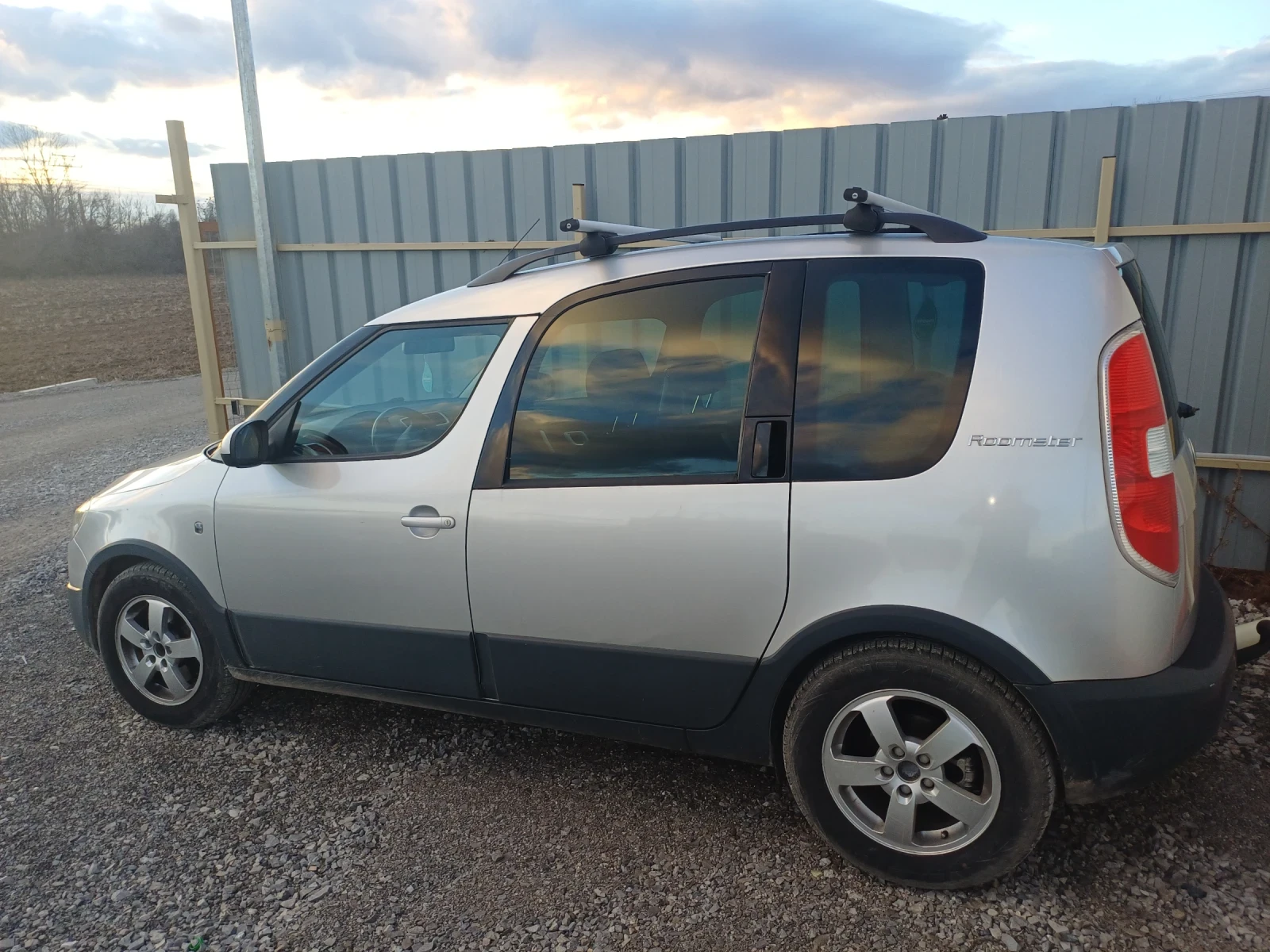 Skoda Roomster 1.9tdi skout | Mobile.bg � ����������� 10