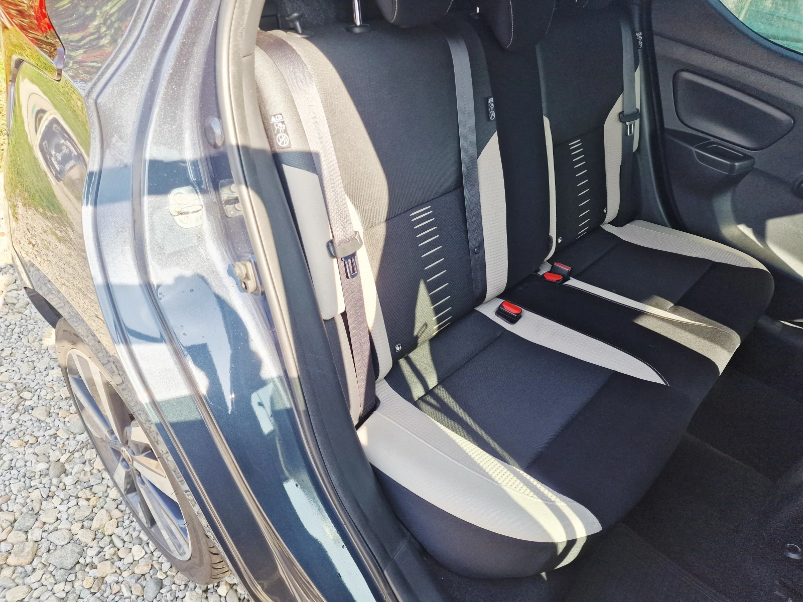 Nissan Micra Tekna 1.5DCi, снимка 9 - Автомобили и джипове - 53889991