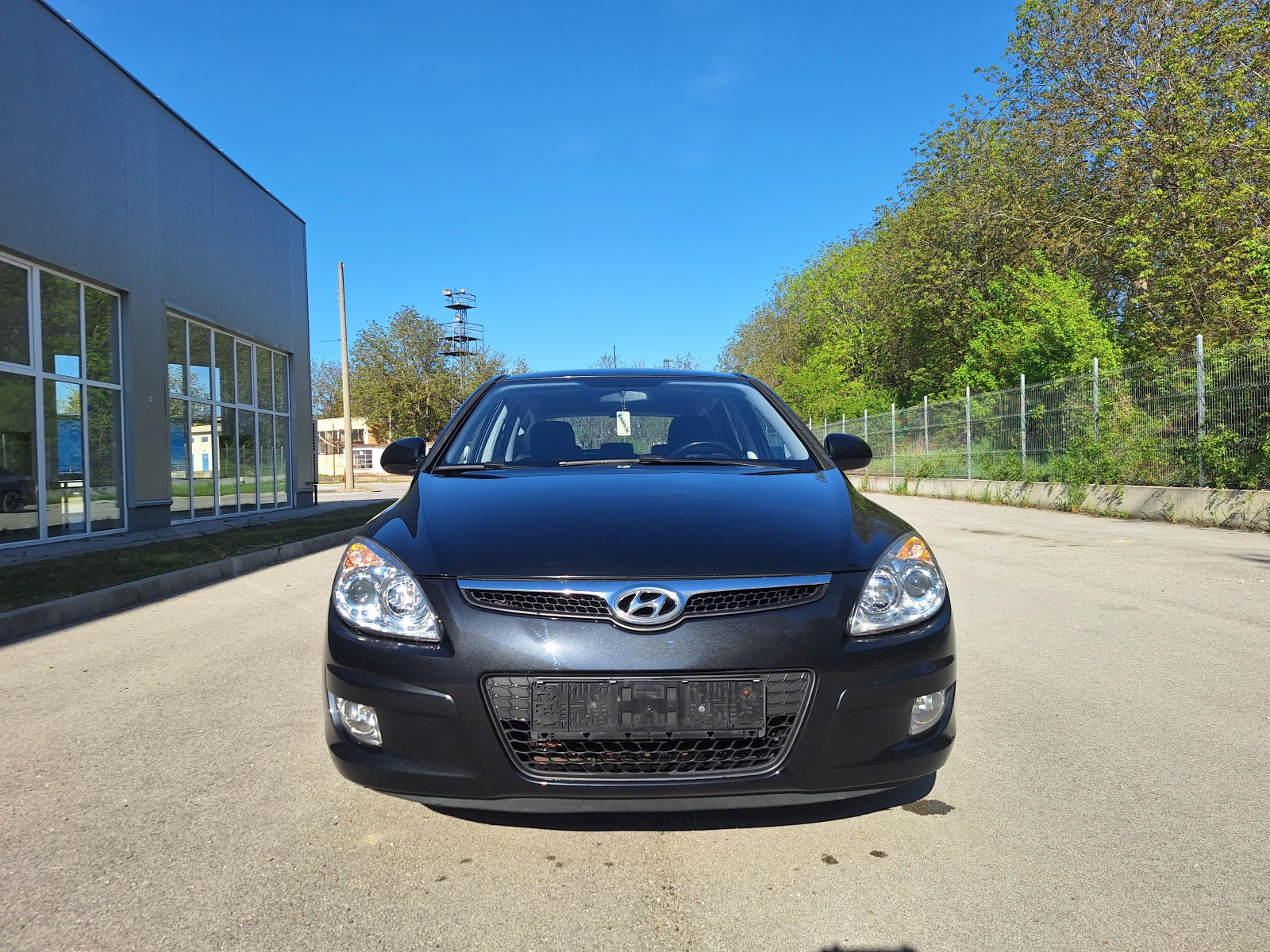 Hyundai I30 i30 CW 1.6 ОТЛИЧНО, снимка 2 - Автомобили и джипове - 54369847