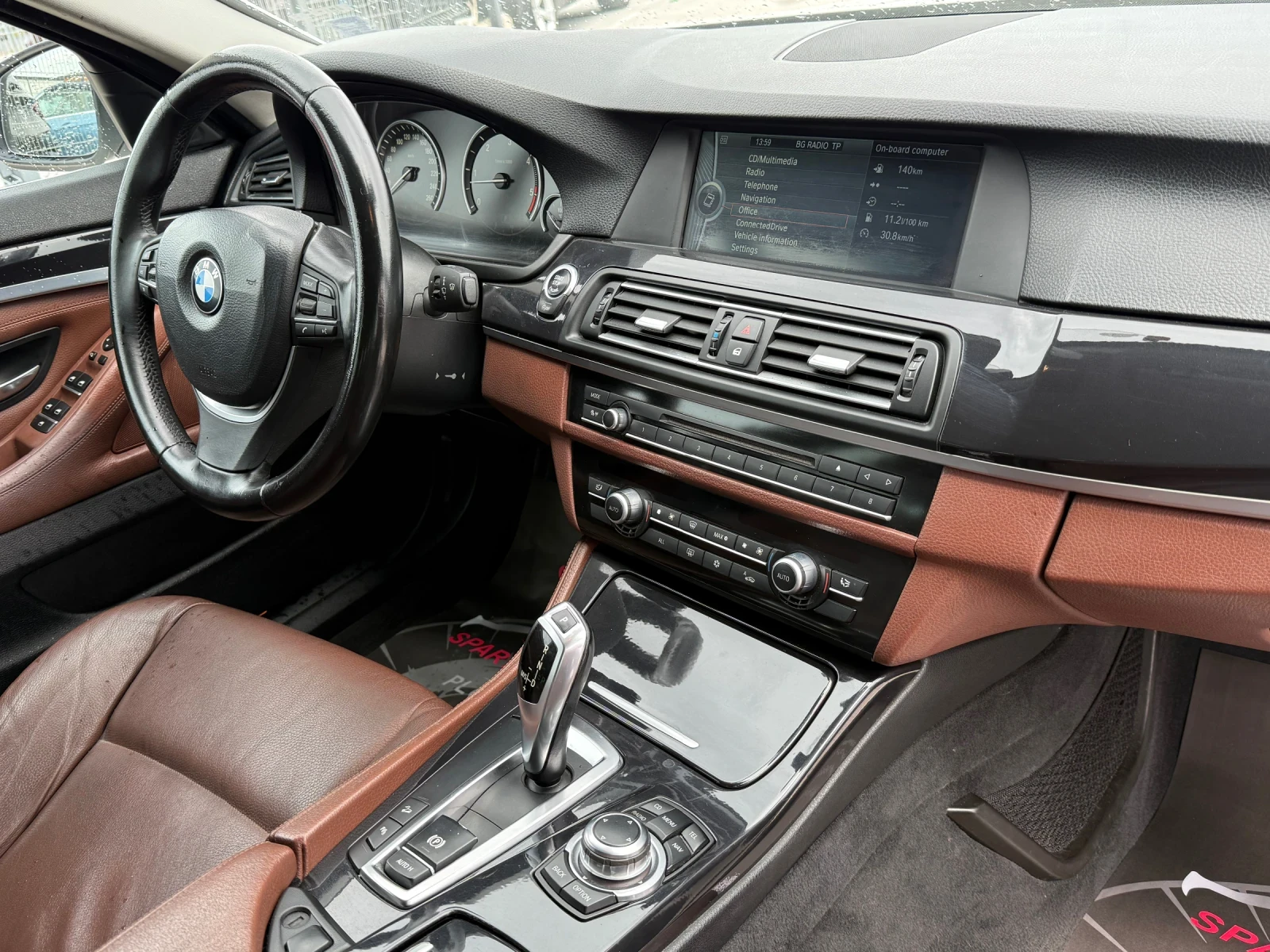 BMW 530 Xdrive* 2013г* Автоматик* Топ Състояние* 229.000КМ, снимка 14 - Автомобили и джипове - 54585795