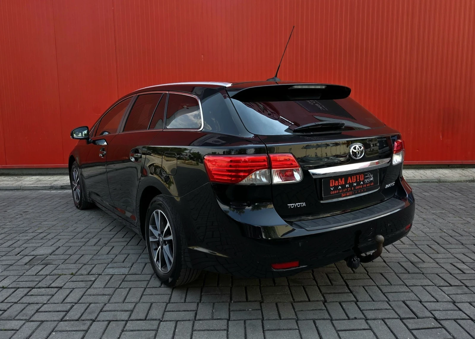 Toyota Avensis 2.0 D4D 126k.c, снимка 4 - Автомобили и джипове - 54768128