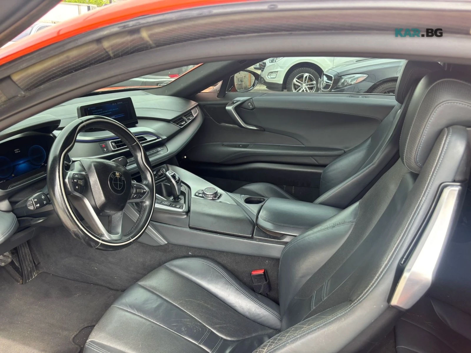 BMW i8 * AвтоКредит * (ЦЕНА ДО БГ), снимка 9 - Автомобили и джипове - 54857761