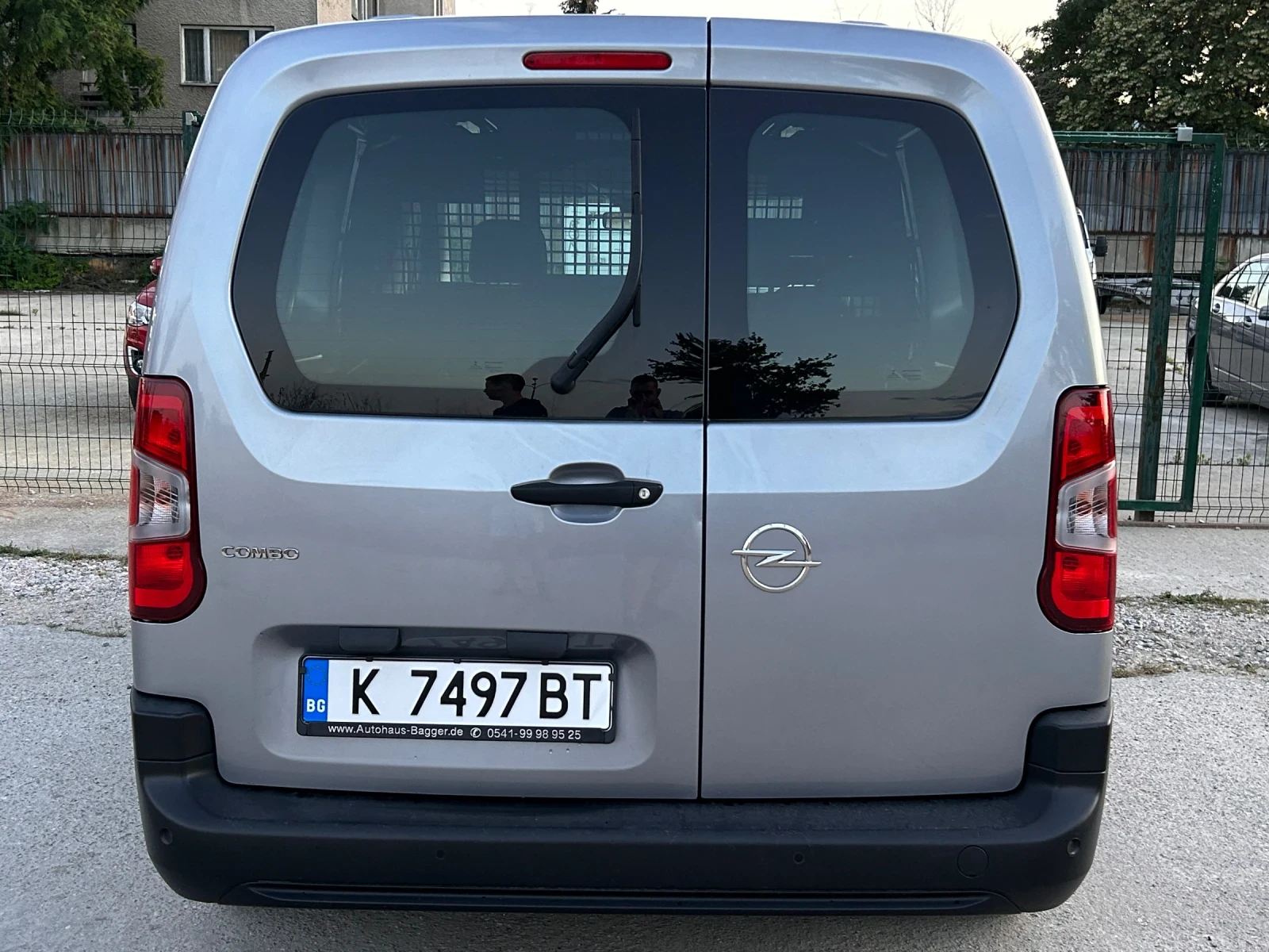 Opel Combo, снимка 3 - Автомобили и джипове - 54921093